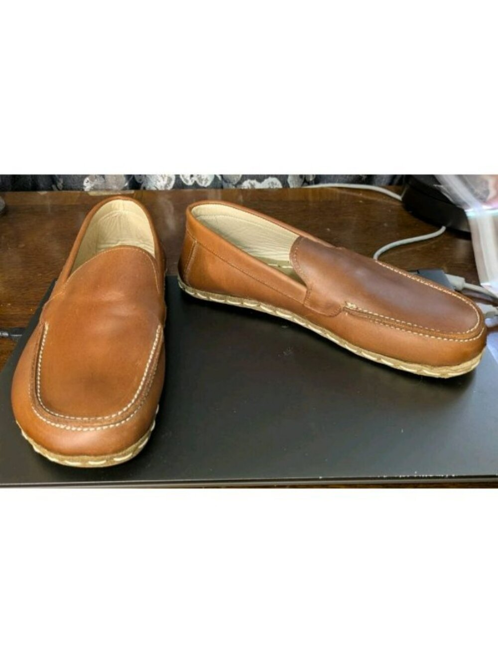 Size 8.5 Atlantis Lion Brown Leather Barefoot Mocassins Copper Rivet
